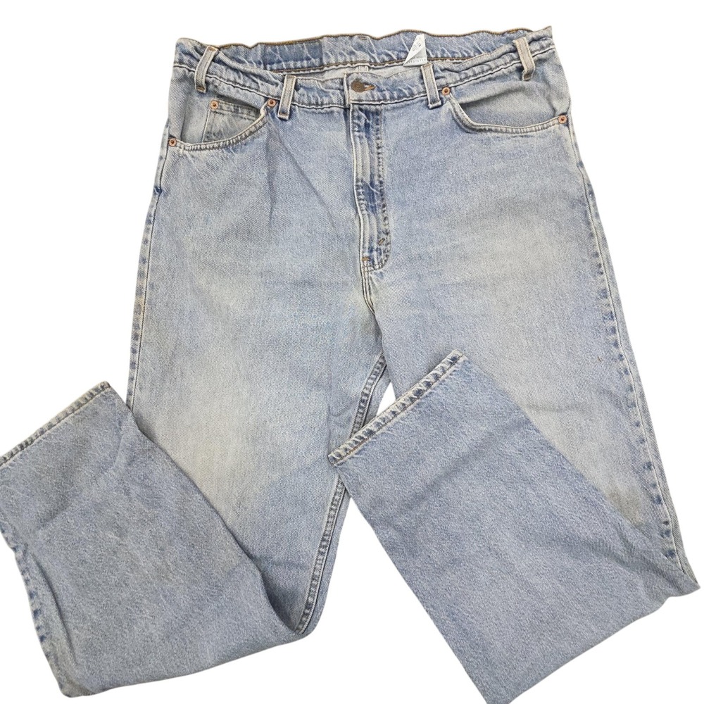 Vintage Levis 560 Jeans Mens 38x32 Light Blue Relaxed Fit Straight Leg USA 90s
